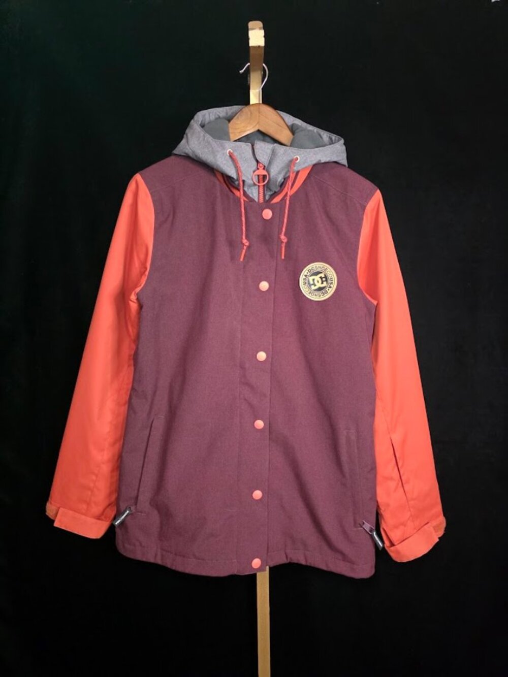 DC DCLA Womens Snowboard Jacket Medium